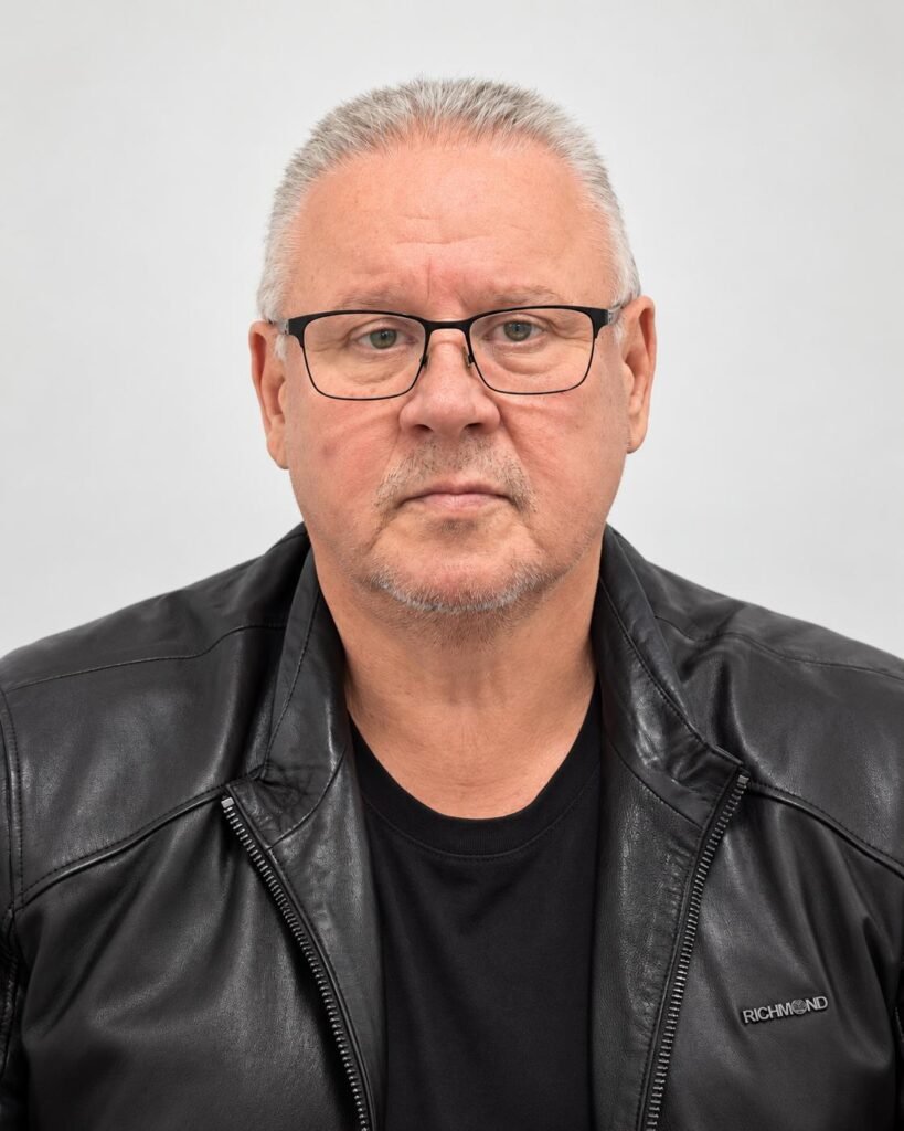 Portrait of Dr. Rumen Iliev, DMD, PhD